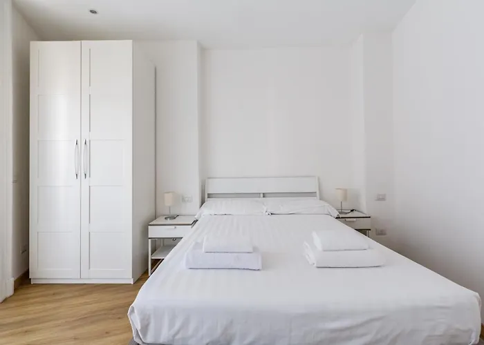 Guesthost - Top Accommodations In The Heart Of Milano!